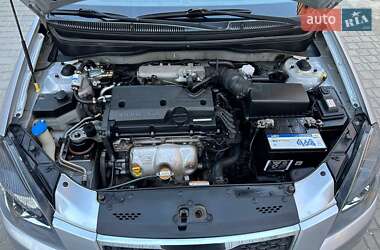 Седан Kia Rio 2011 в 