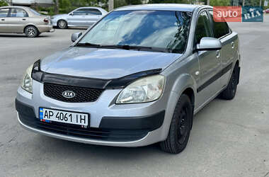 Седан Kia Rio 2007 в Запоріжжі