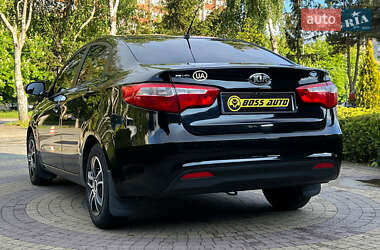 Седан Kia Rio 2013 в 