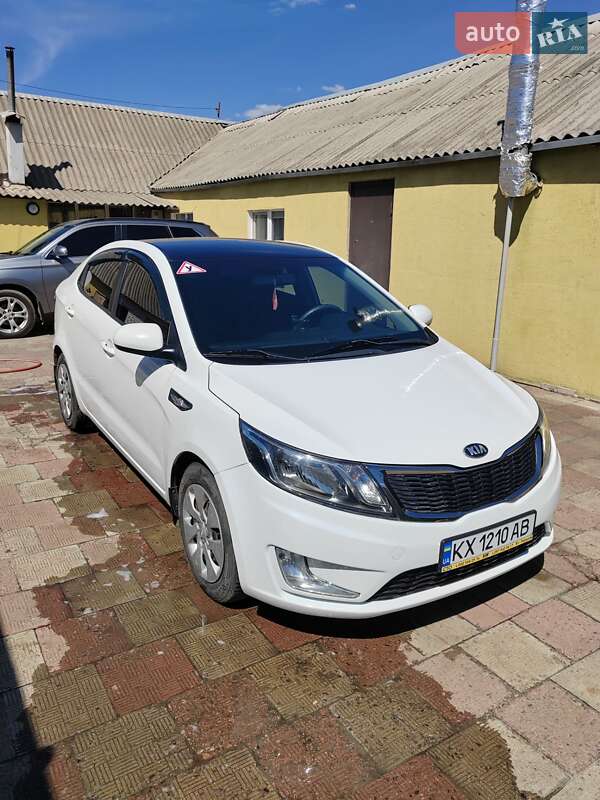 Kia Rio 2013