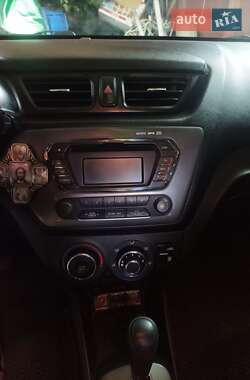 Седан Kia Rio 2012 в 
