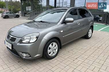 Хэтчбек Kia Rio 2011 в Киеве