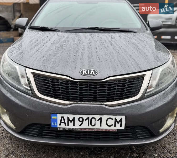 Седан Kia Rio 2012 в 