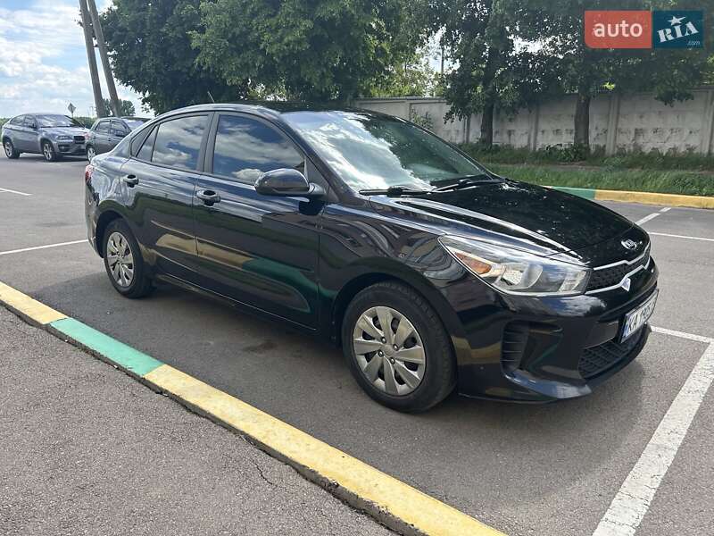Седан Kia Rio 2020 в Киеве