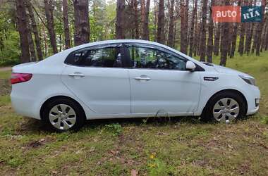 Седан Kia Rio 2013 в 