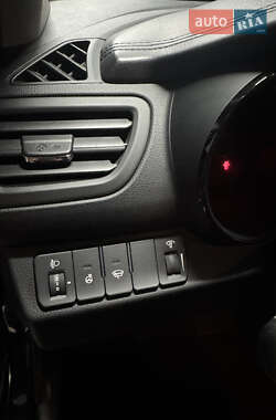 Седан Kia Rio 2013 в 