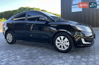 Седан Kia Rio 2012 в 
