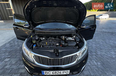 Седан Kia Rio 2012 в 