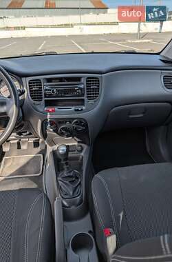 Седан Kia Rio 2008 в 