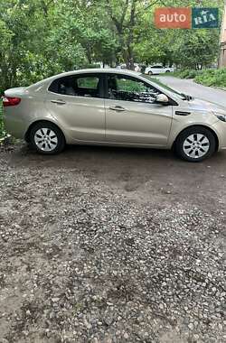 Седан Kia Rio 2012 в Полтаве
