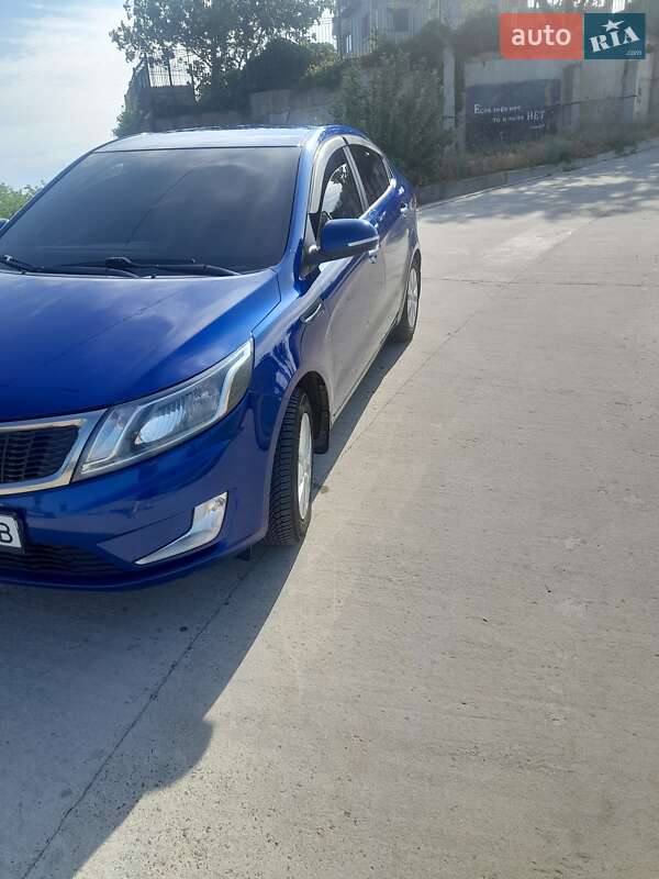 Седан Kia Rio 2012 в Миколаєві
