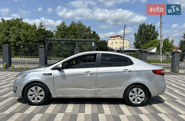 Седан Kia Rio 2011 в 