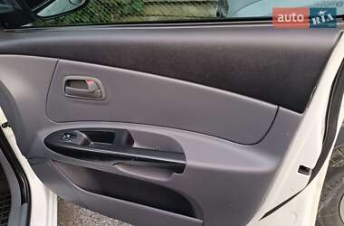 Седан Kia Rio 2011 в 
