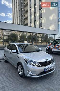 Хэтчбек Kia Rio 2011 в Днепре