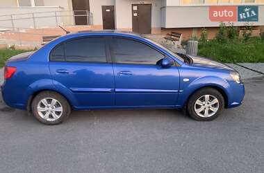 Седан Kia Rio 2011 в Виннице