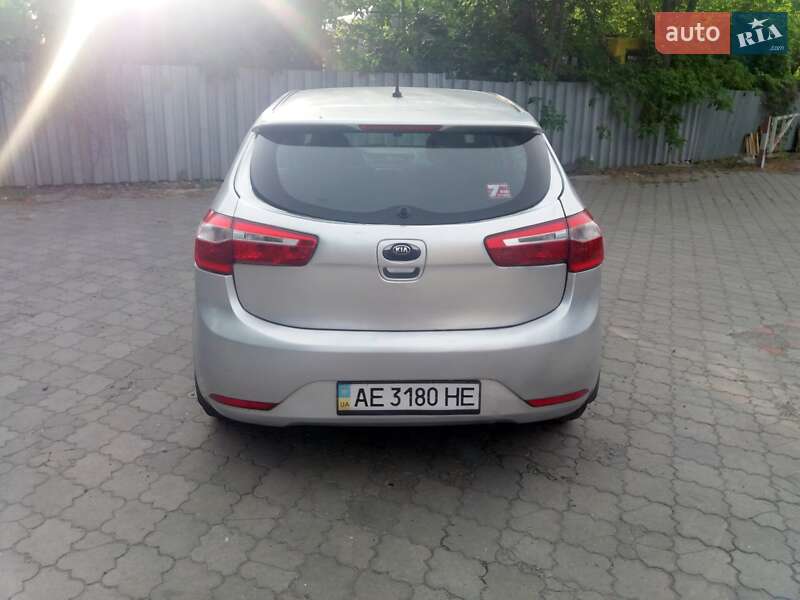 Хэтчбек Kia Rio 2013 в Днепре