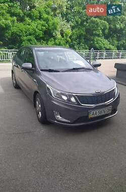Седан Kia Rio 2013 в Києві