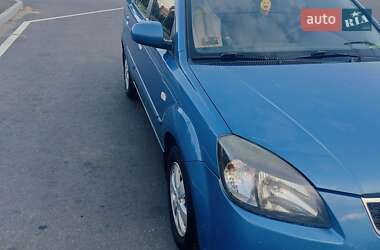 Седан Kia Rio 2010 в Киеве