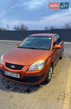 Седан Kia Rio 2009 в Харькове