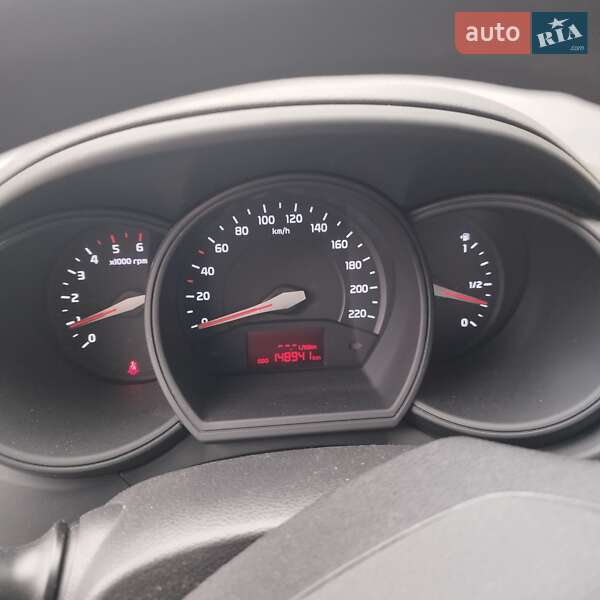 Хэтчбек Kia Rio 2012 в Житомире