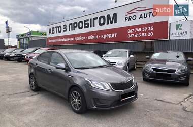 Седан Kia Rio 2012 в Запоріжжі