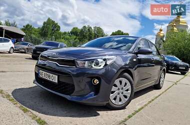 Хэтчбек Kia Rio 2017 в Днепре