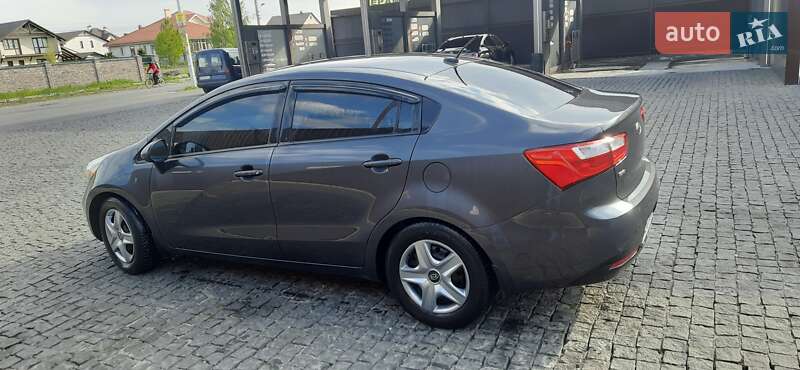 Kia Rio 2012