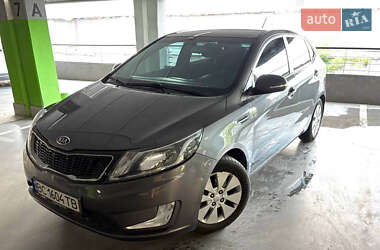 Хэтчбек Kia Rio 2012 в Львове