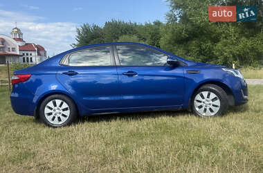 Седан Kia Rio 2012 в 