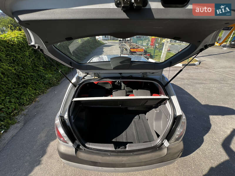 Хэтчбек Kia Rio 2006 в Виннице