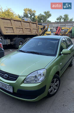 Хэтчбек Kia Rio 2008 в Киеве