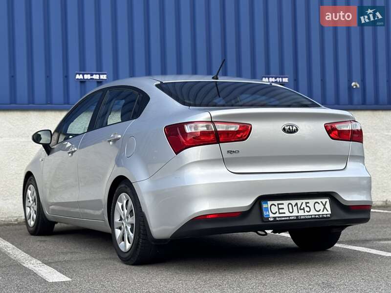 Седан Kia Rio 2015 в Львове