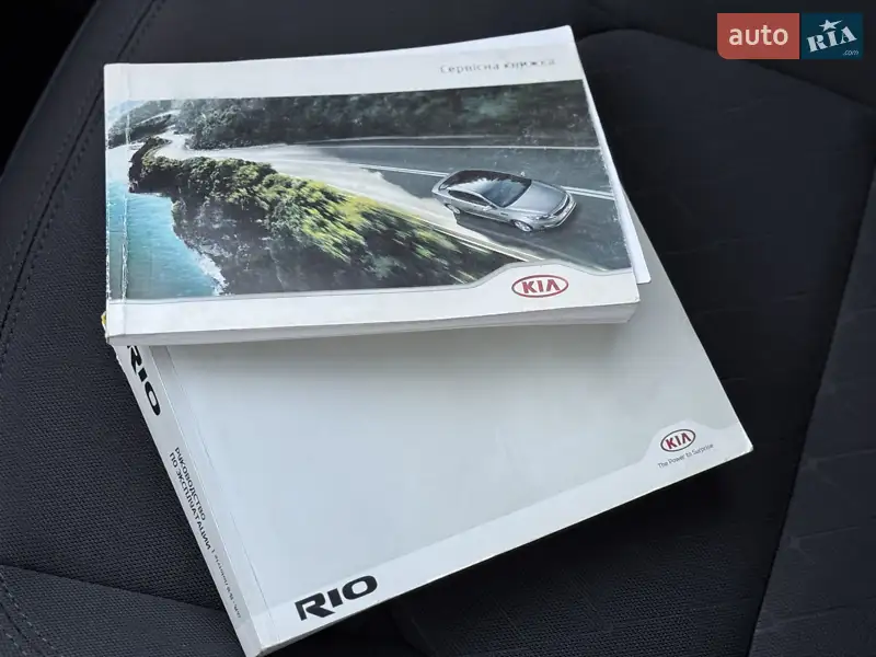 Седан Kia Rio 2015 в Львове документ
