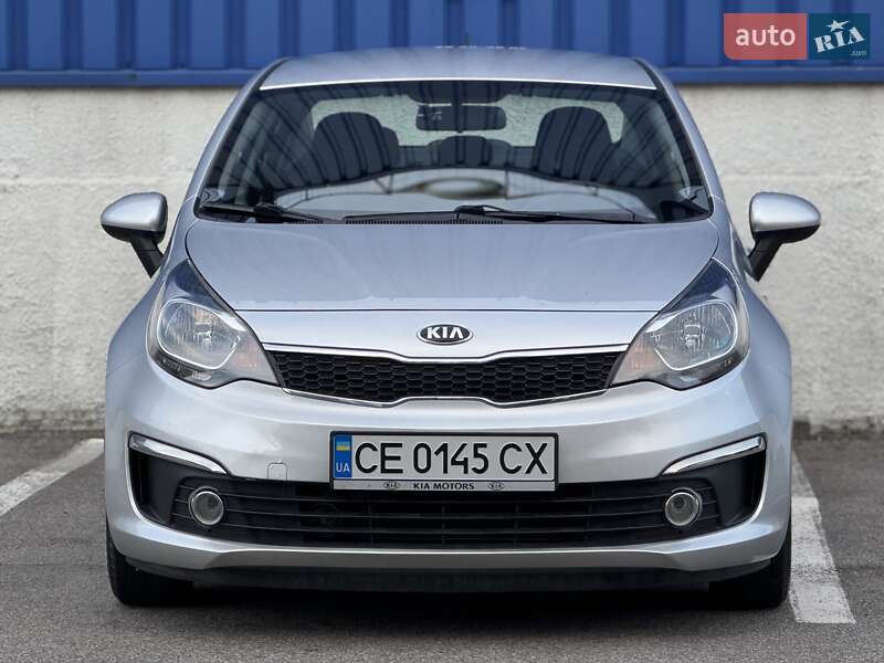Седан Kia Rio 2015 в Львове