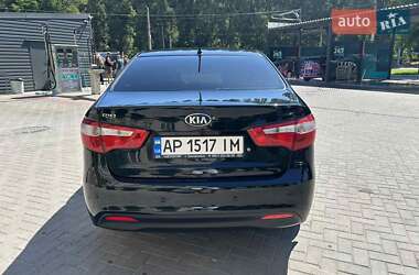 Седан Kia Rio 2013 в 