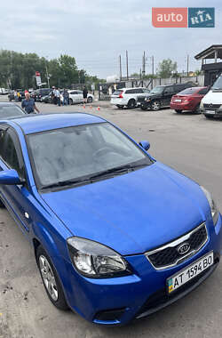 Хэтчбек Kia Rio 2011 в Львове