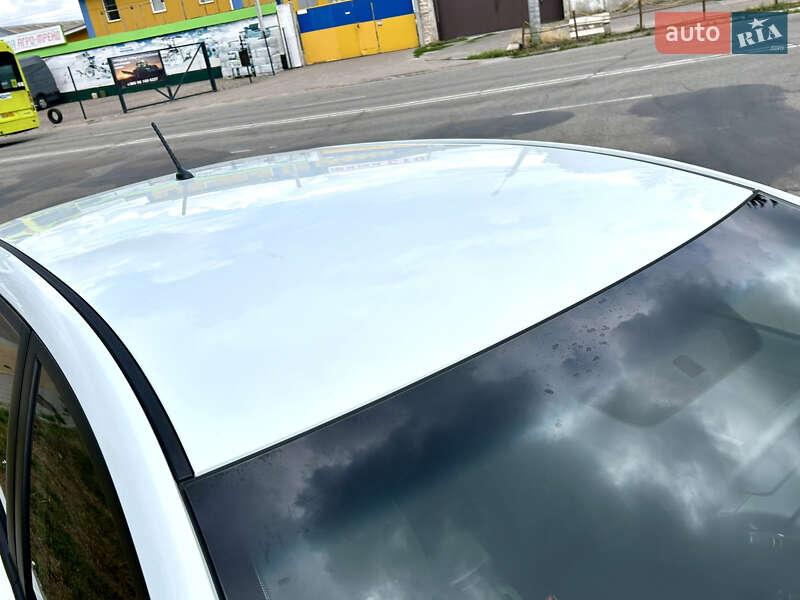 Хэтчбек Kia Rio 2012 в Белой Церкви