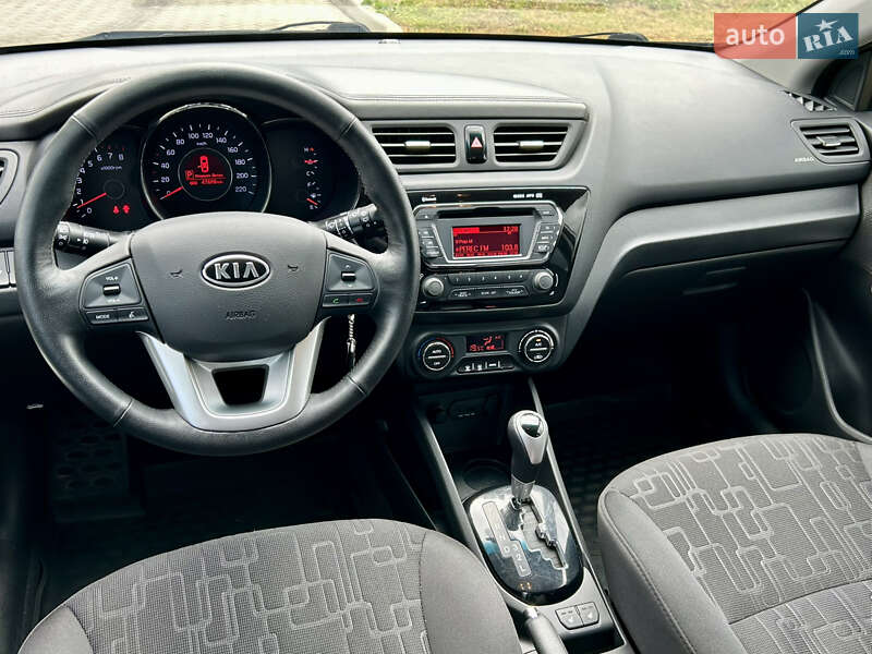 Хэтчбек Kia Rio 2012 в Белой Церкви