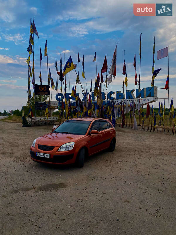 Хэтчбек Kia Rio 2006 в Запорожье