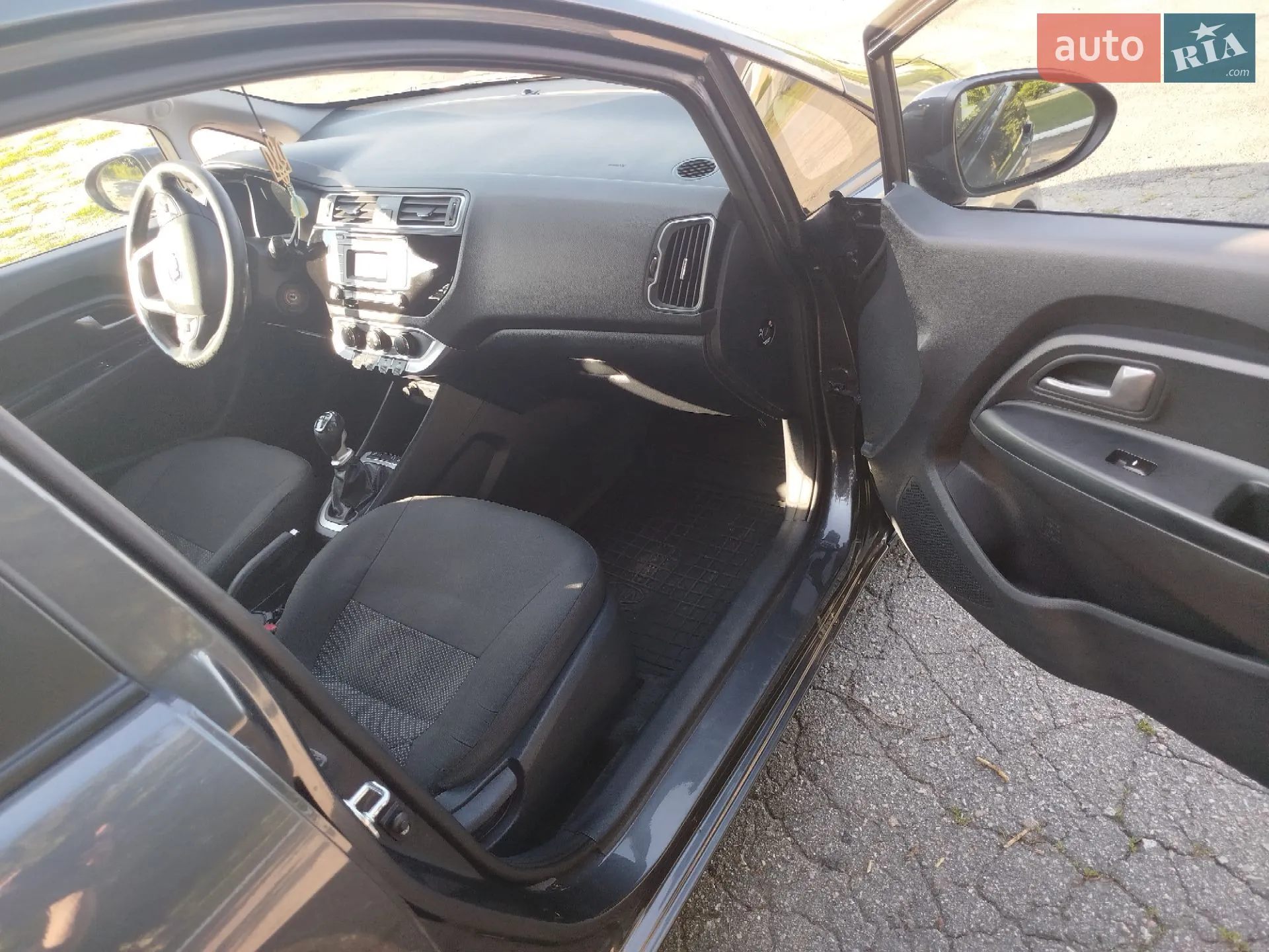 2015 Kia Rio - мініатюра 11
