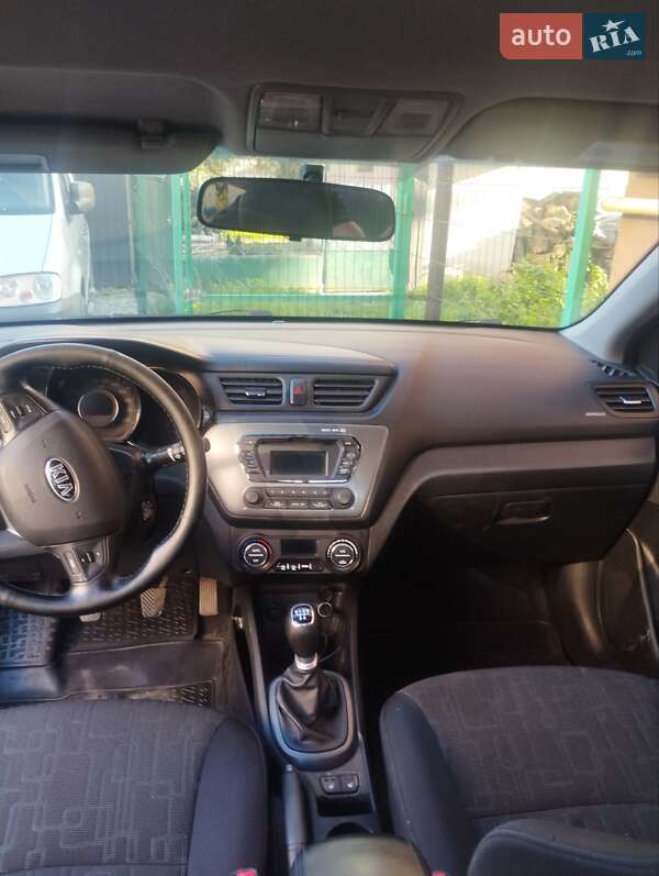 Седан Kia Rio 2012 в Львове