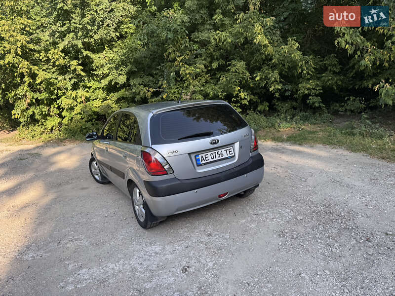 Хэтчбек Kia Rio 2007 в Днепре фото 9 Хэтчбек Kia Rio 2007 в Днепре