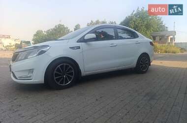 Седан Kia Rio 2013 в Краматорске