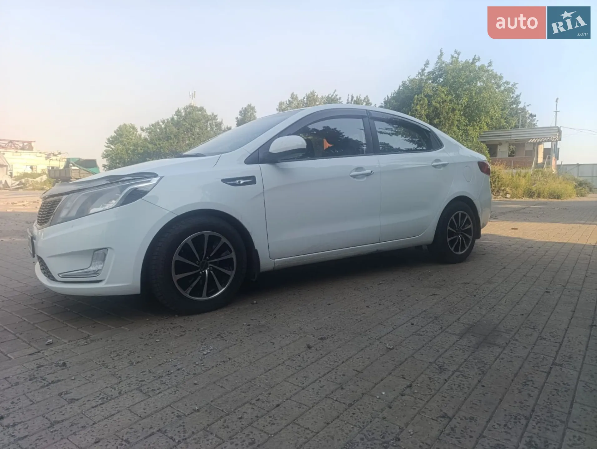 2013 Kia Rio - мініатюра 2