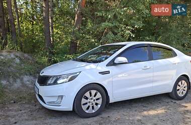 Седан Kia Rio 2011 в 