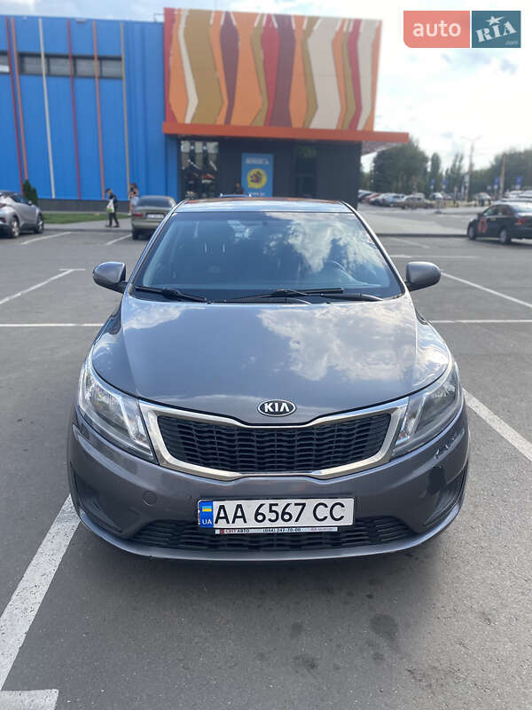 Kia Rio 2013 Kia Rio 2013