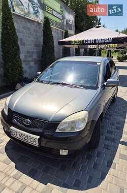 Седан Kia Rio 2008 в Белозерке