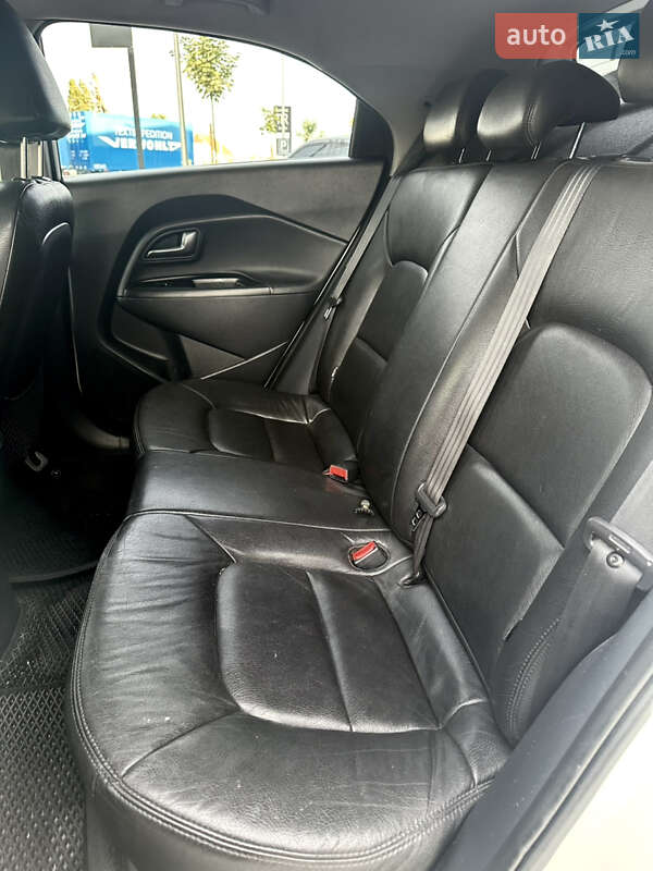 Хетчбек Kia Rio 2012 в Ужгороді фото 17 Хетчбек Kia Rio 2012 в Ужгороді