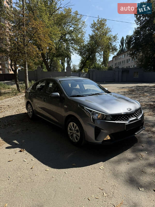 Седан Kia Rio 2021 в Киеве фото 3 Седан Kia Rio 2021 в Киеве