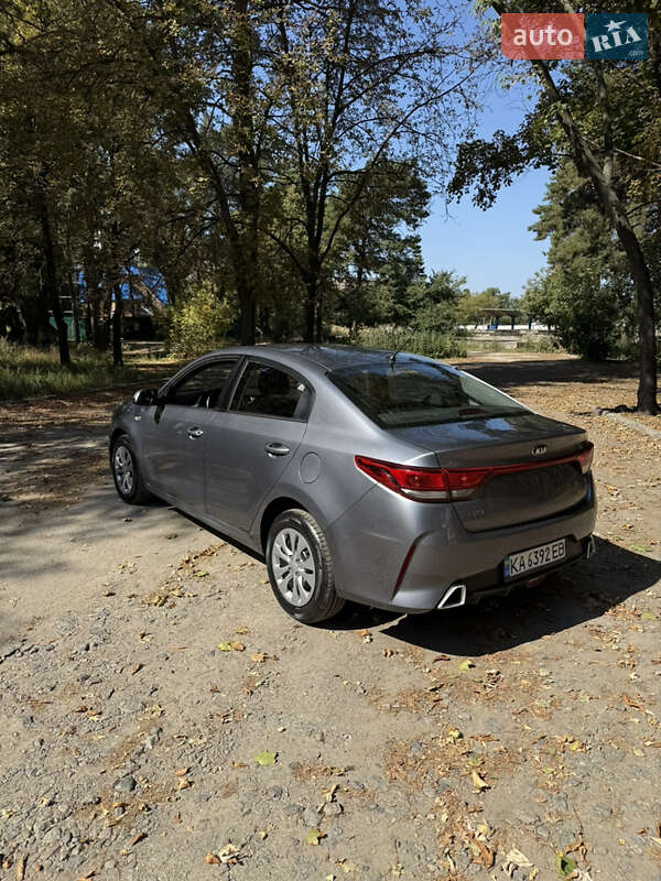 Седан Kia Rio 2021 в Киеве фото 7 Седан Kia Rio 2021 в Киеве